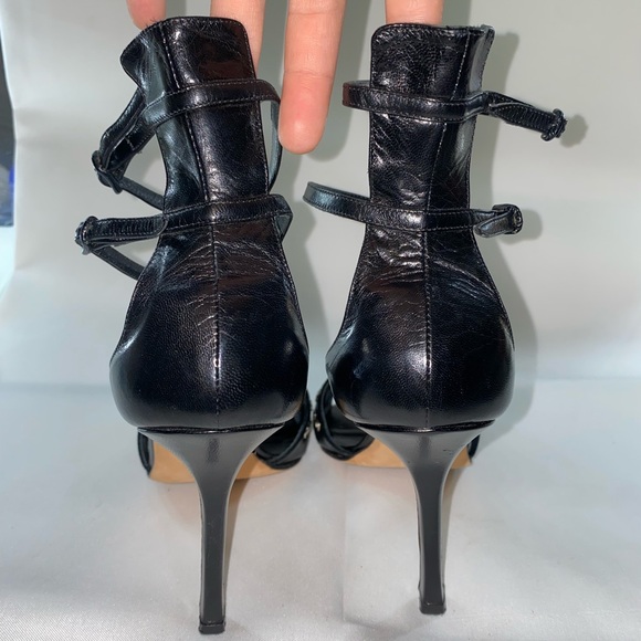 Manolo Blahnik - Picture 3 of 6